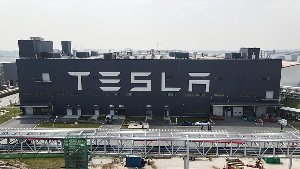 update-tesla-gigafactory-shanghai-suspension-worsens-friday-reopening-still-not-100-sure.jpg